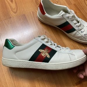 Gucci Embroidered sneaker Bee size 9 for men